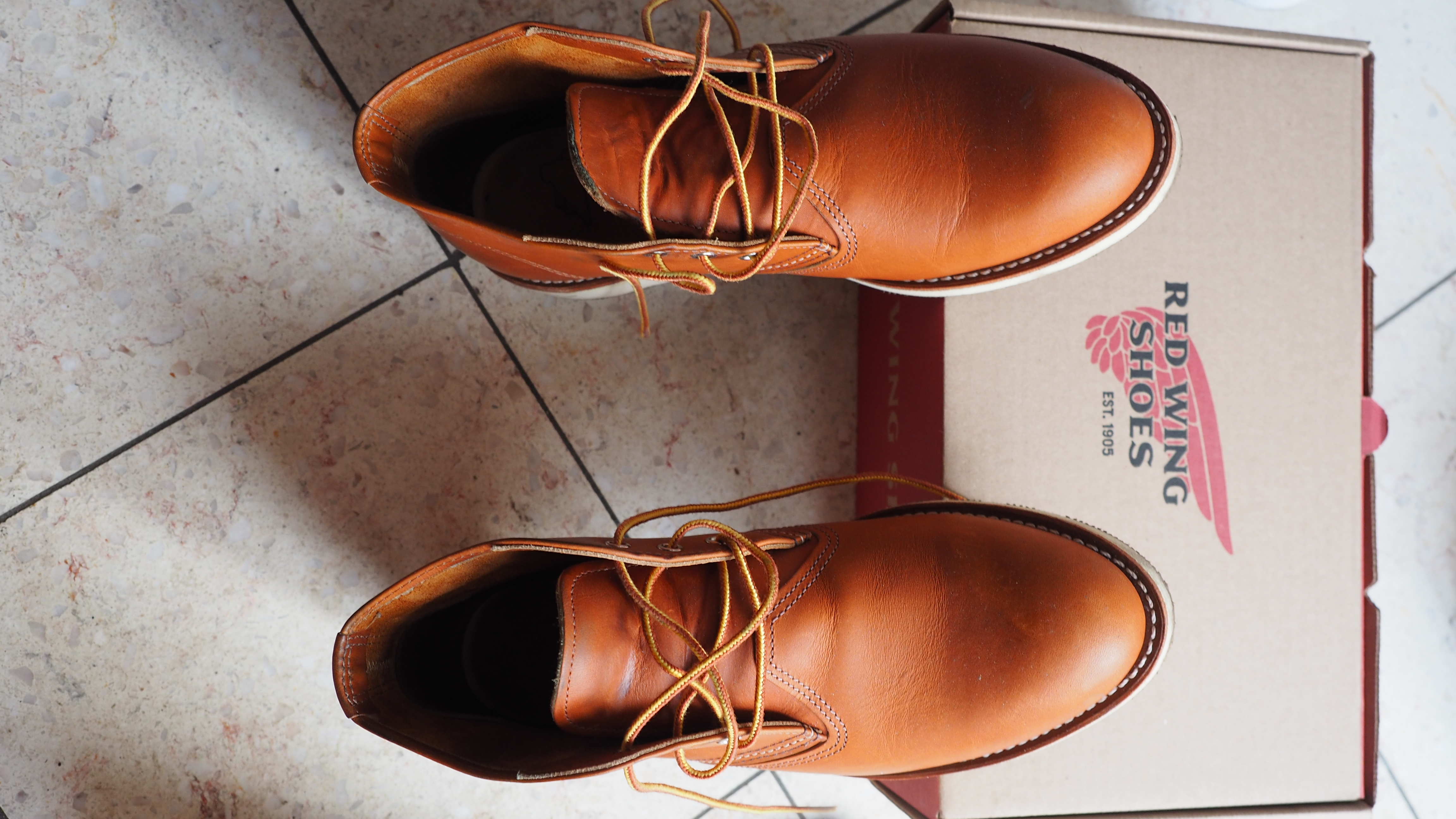 Red wing work chukka on sale sizing